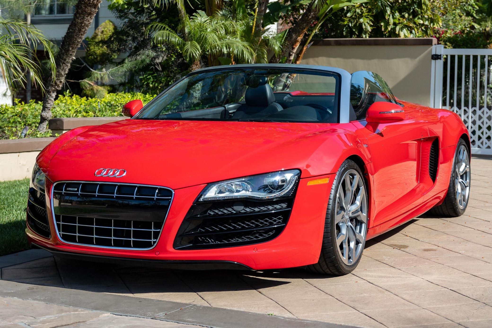 2012 Audi R8 V10