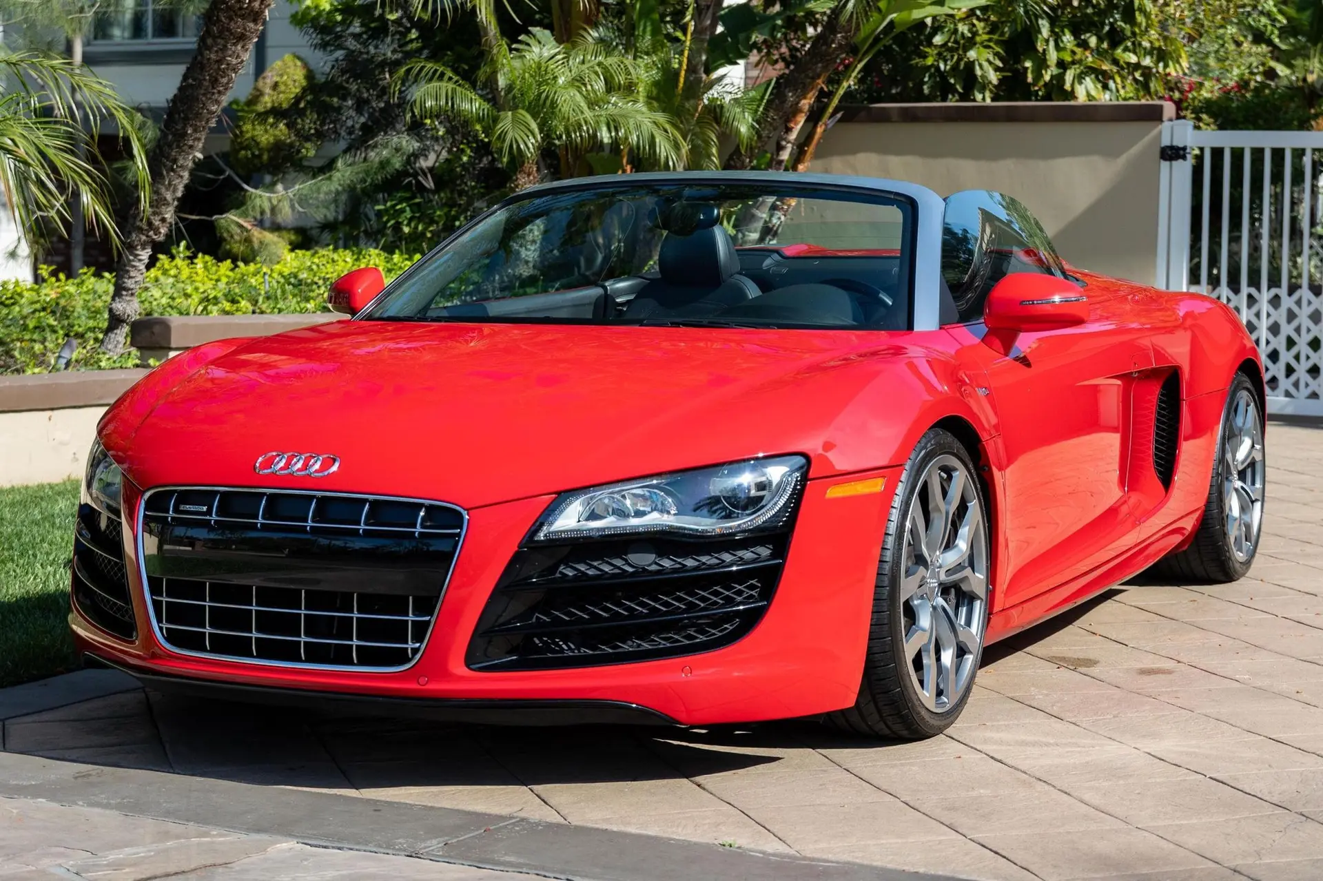 2012 Audi R8 V10