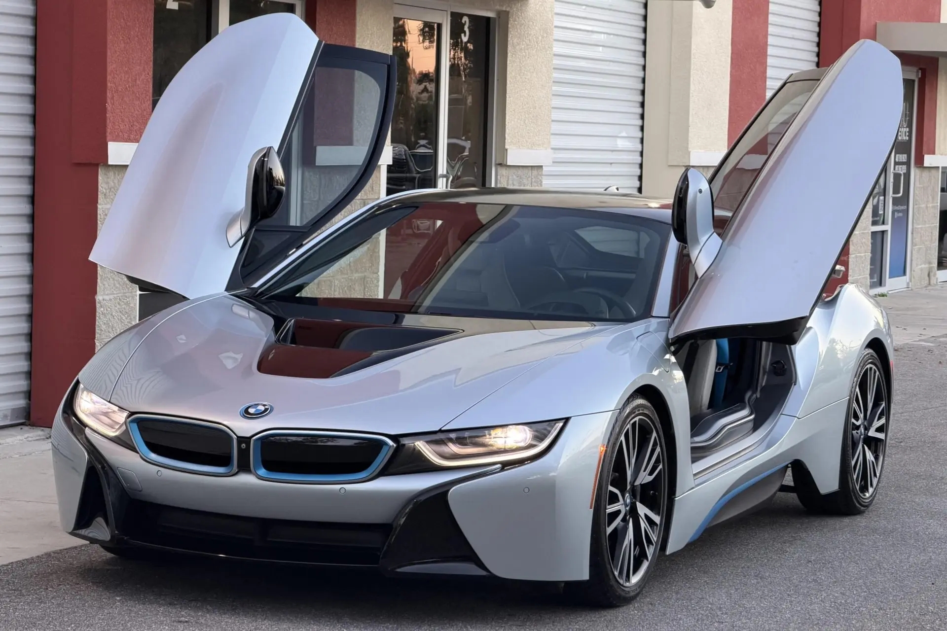 2014 BMW i8