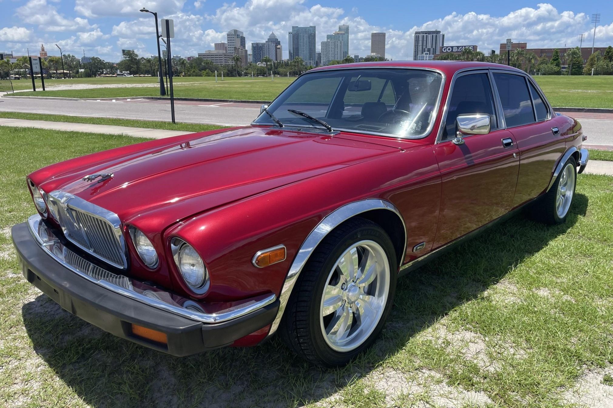 1985 Jaguar XJ