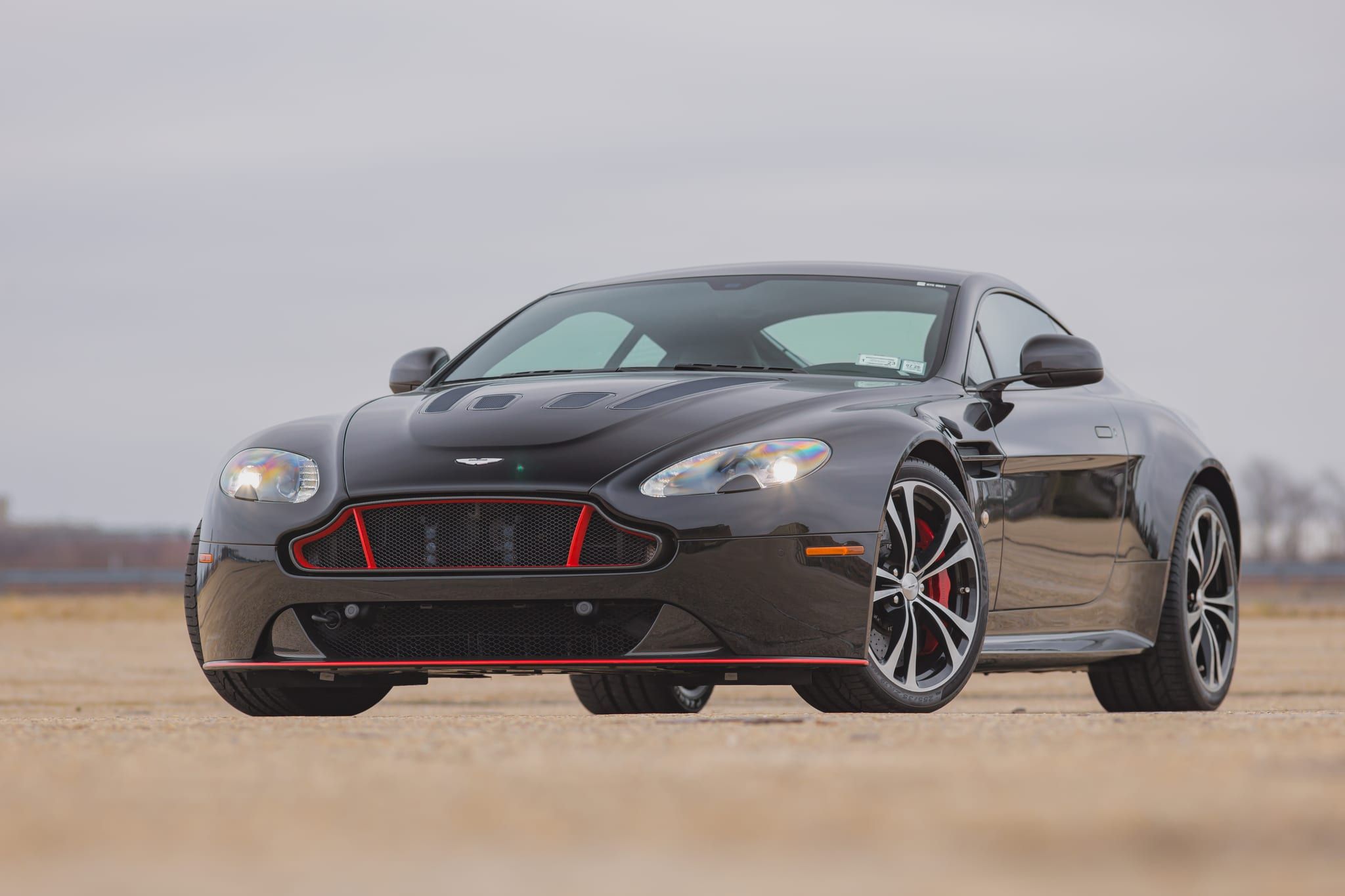 2017 Aston Martin Vantage V12 Vantage S Coupe