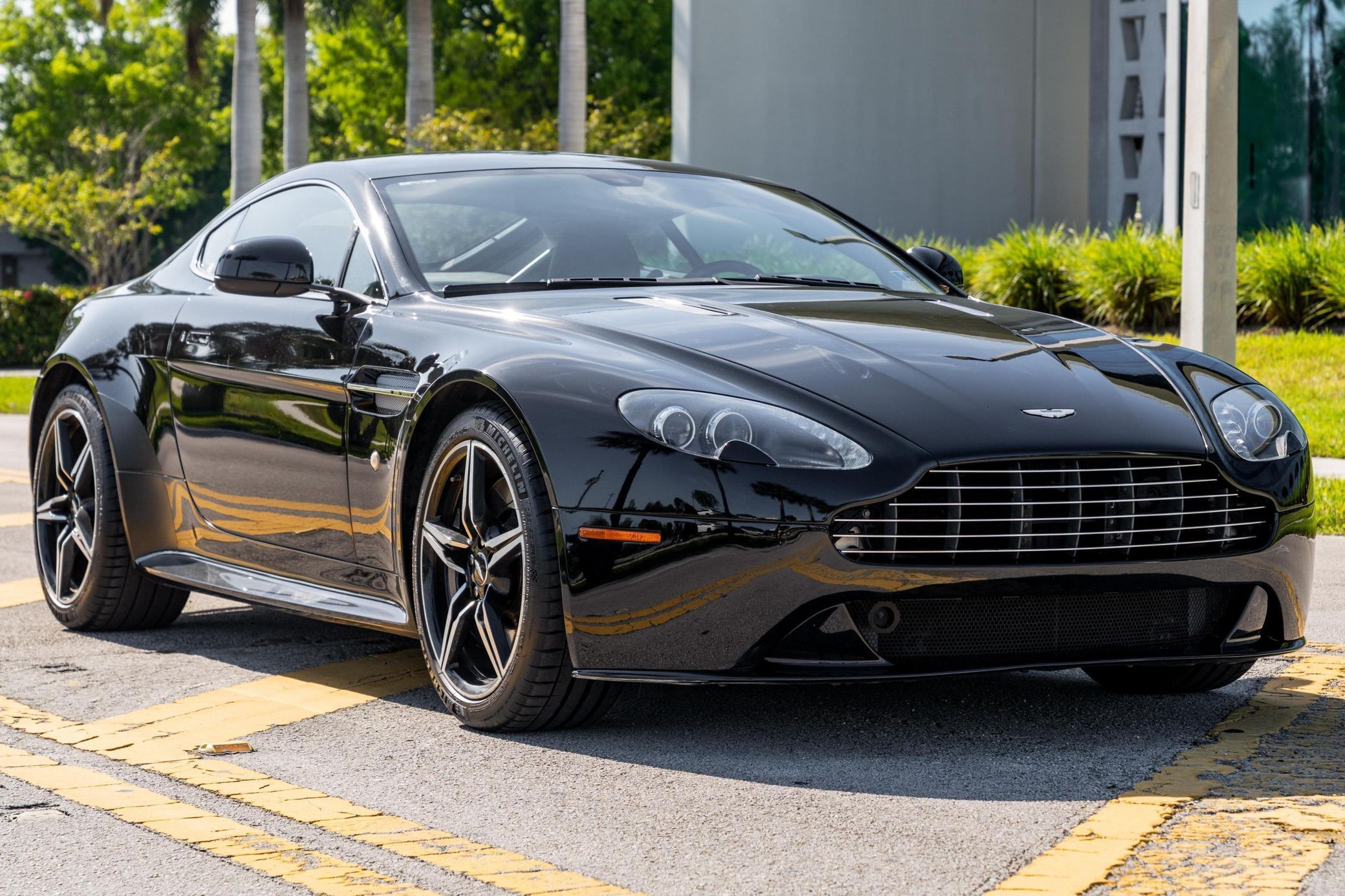 2016 Aston Martin Vantage Vantage 4.7 Coupe