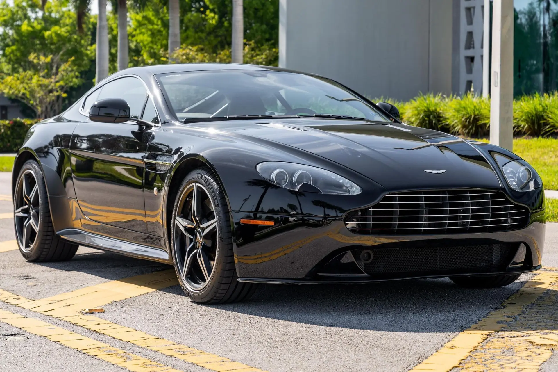 2016 Aston Martin Vantage Vantage 4.7 Coupe