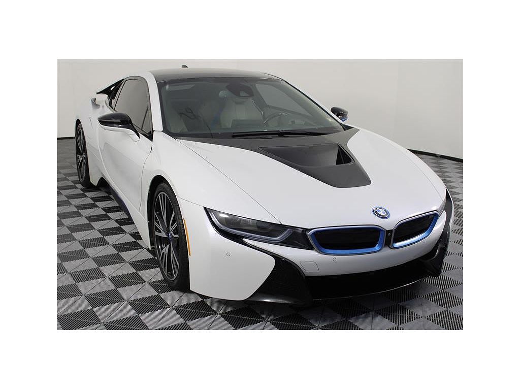 2015 BMW i8