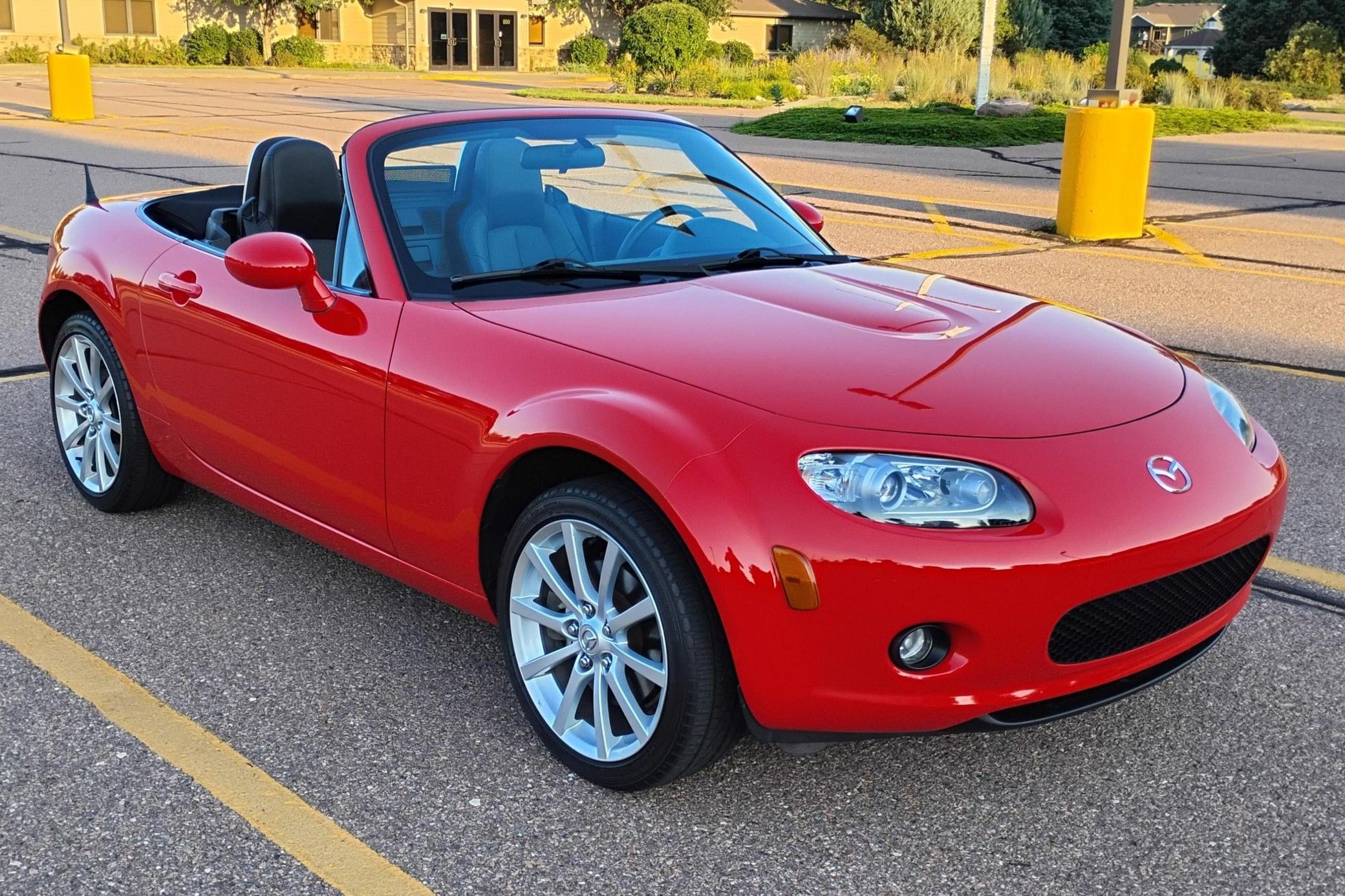 2006 Mazda MX-5 Miata