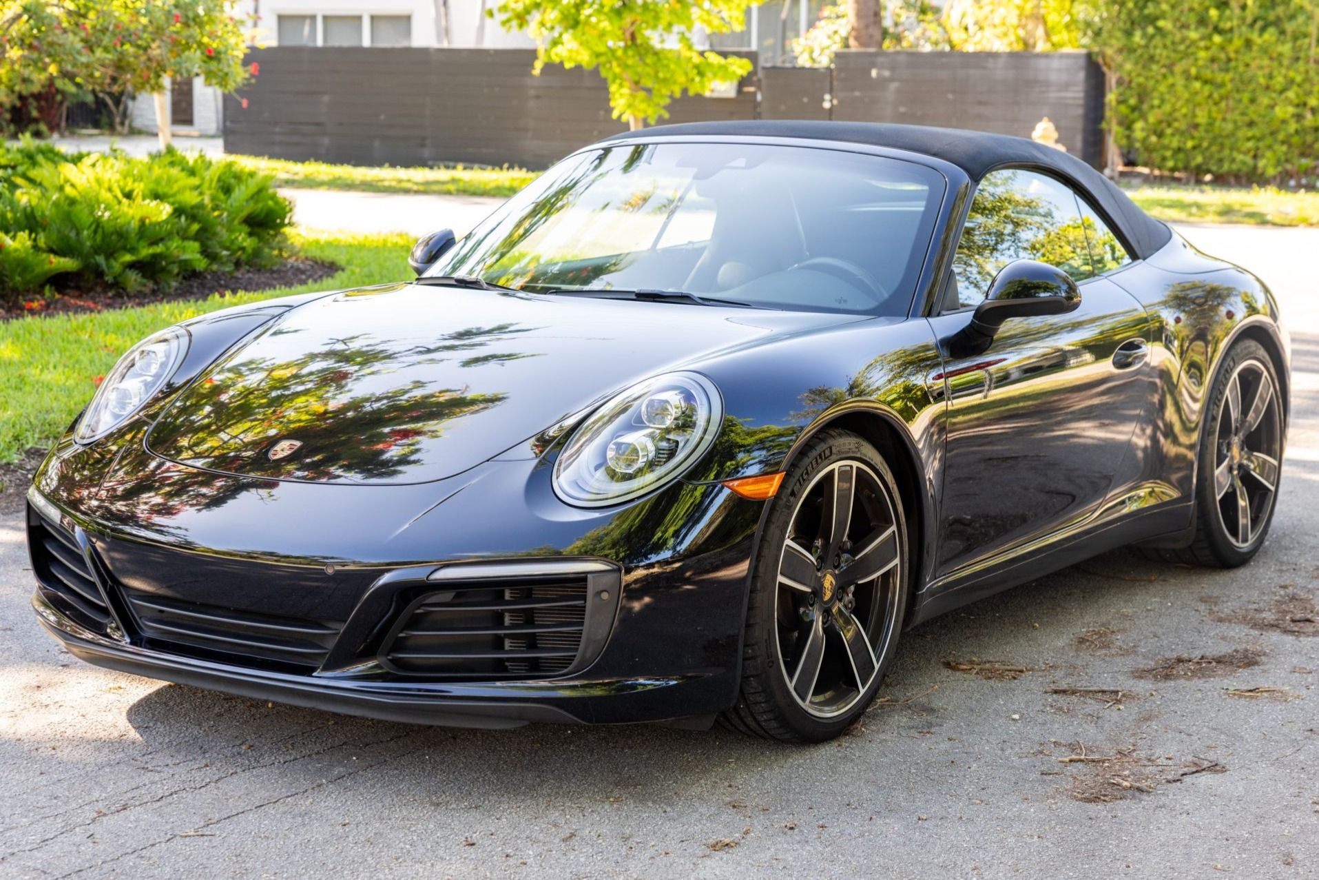 2018 Porsche 911 Carrera