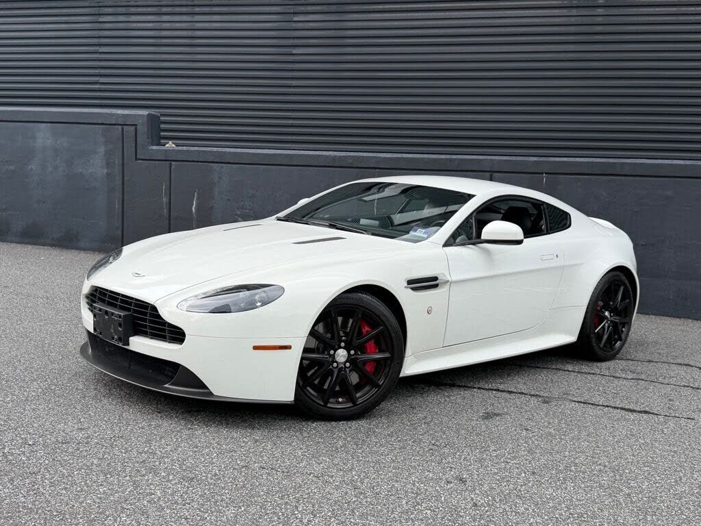 2015 Aston Martin Vantage V8