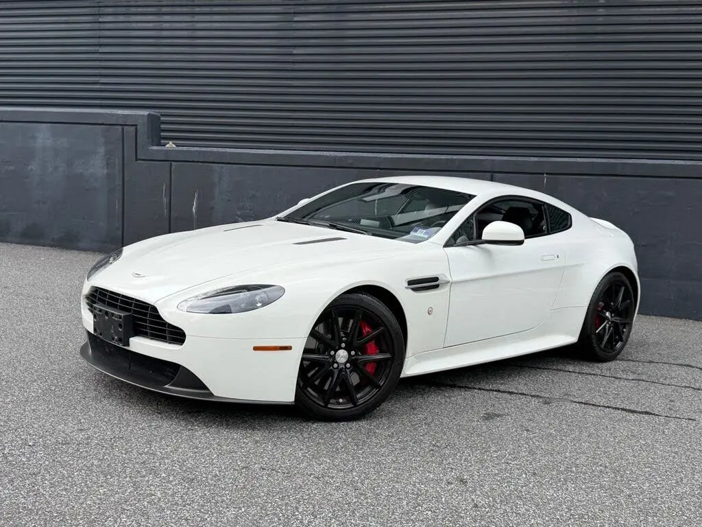 2015 Aston Martin Vantage V8