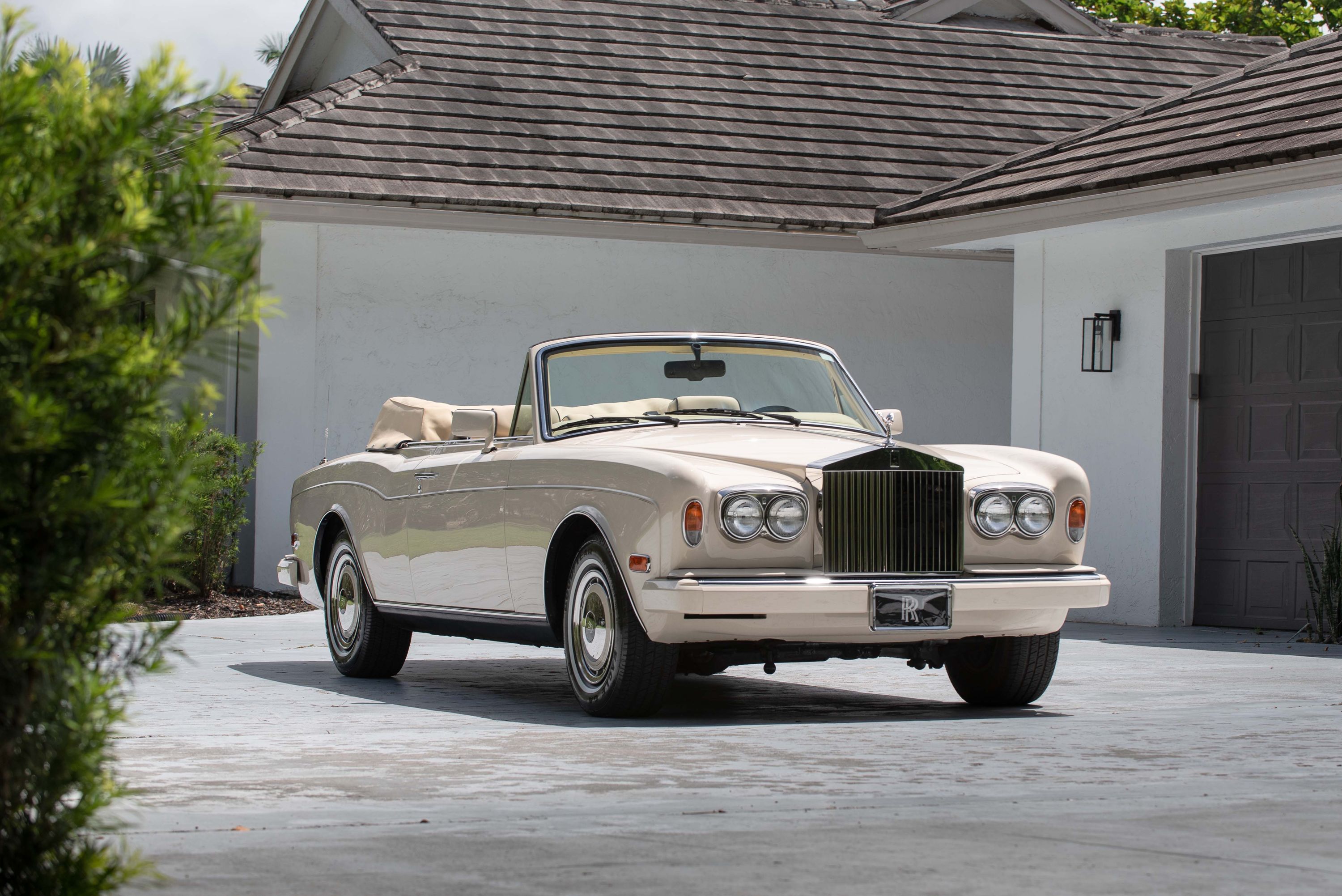 1993 Rolls-Royce Corniche Saloon