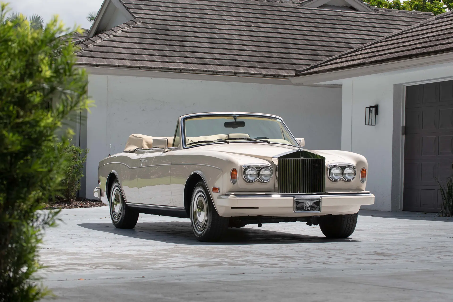 1993 Rolls-Royce Corniche Saloon