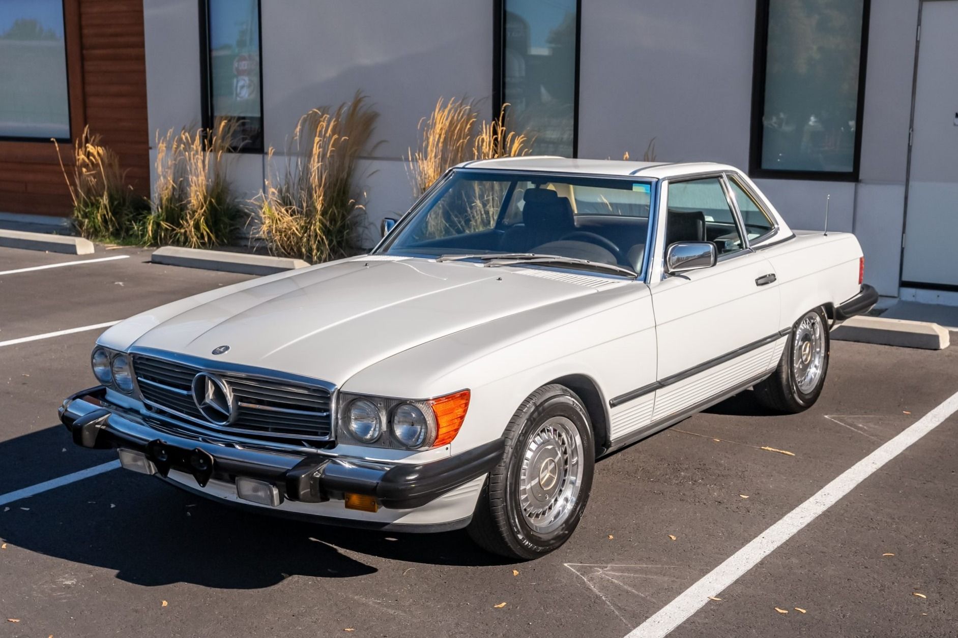 1986 Mercedes-Benz SL-Class 560SL