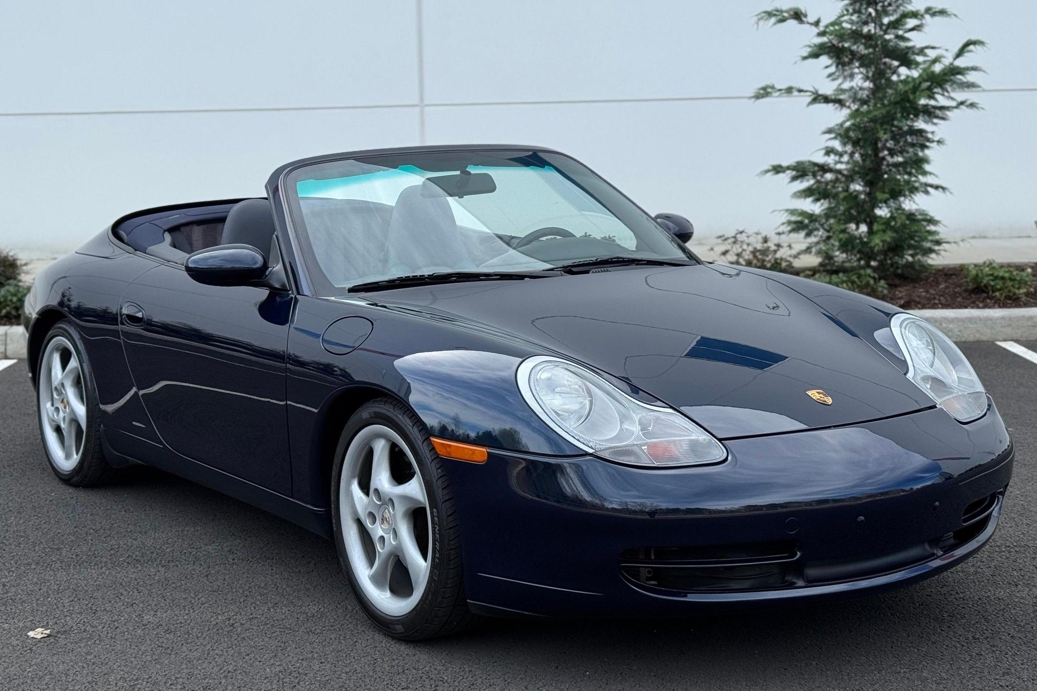 1999 Porsche 911 Carrera Cabriolet