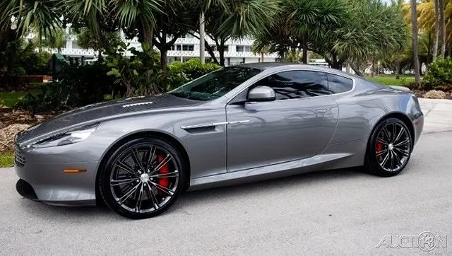 2015 Aston Martin DB9 Coupe