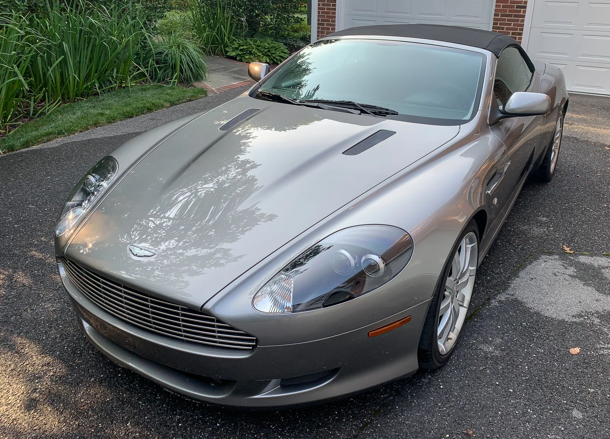 2006 Aston Martin DB9 Volante