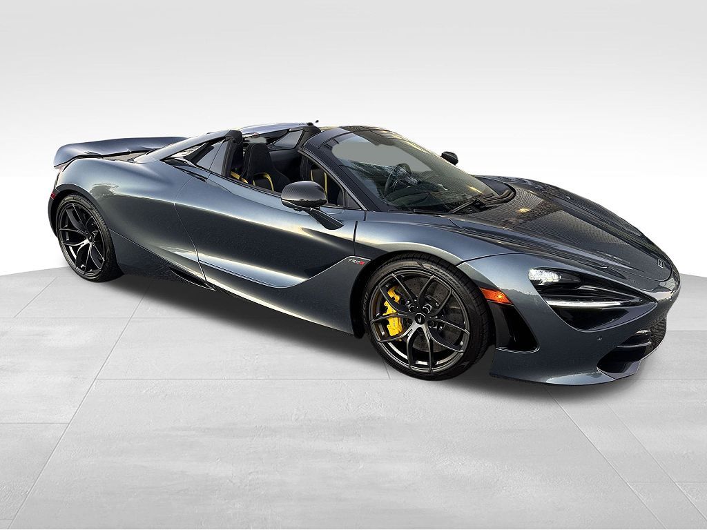 2022 McLaren 720S Coupe