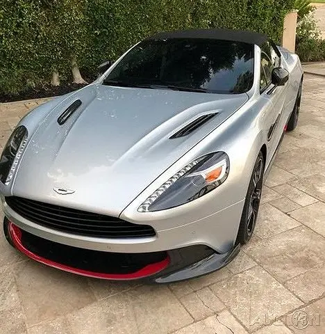 2018 Aston Martin Vanquish Volante