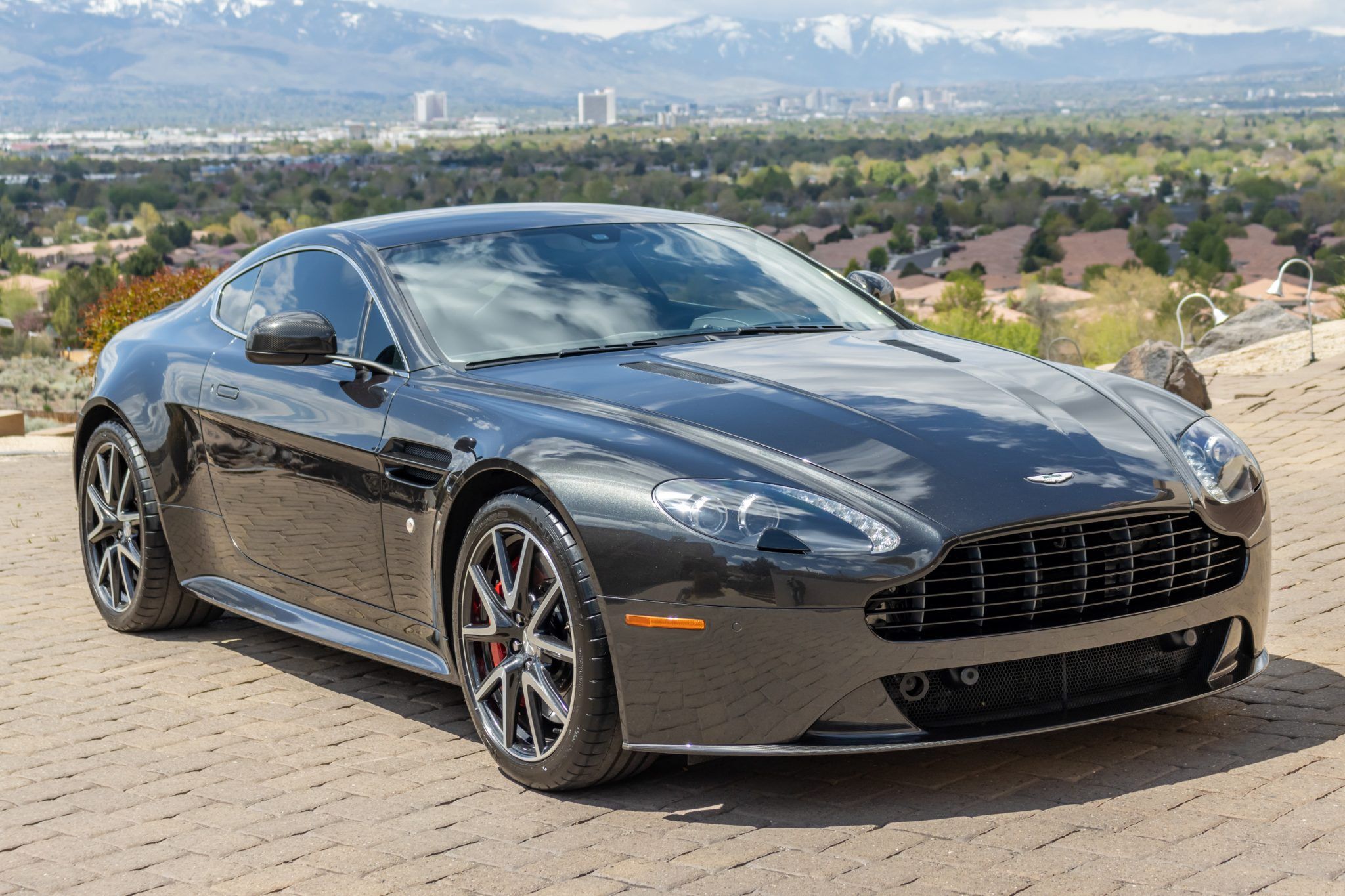 2014 Aston Martin Vantage Vantage S Coupe