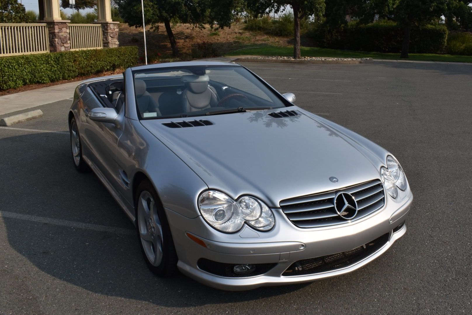 2005 Mercedes-Benz SL-Class