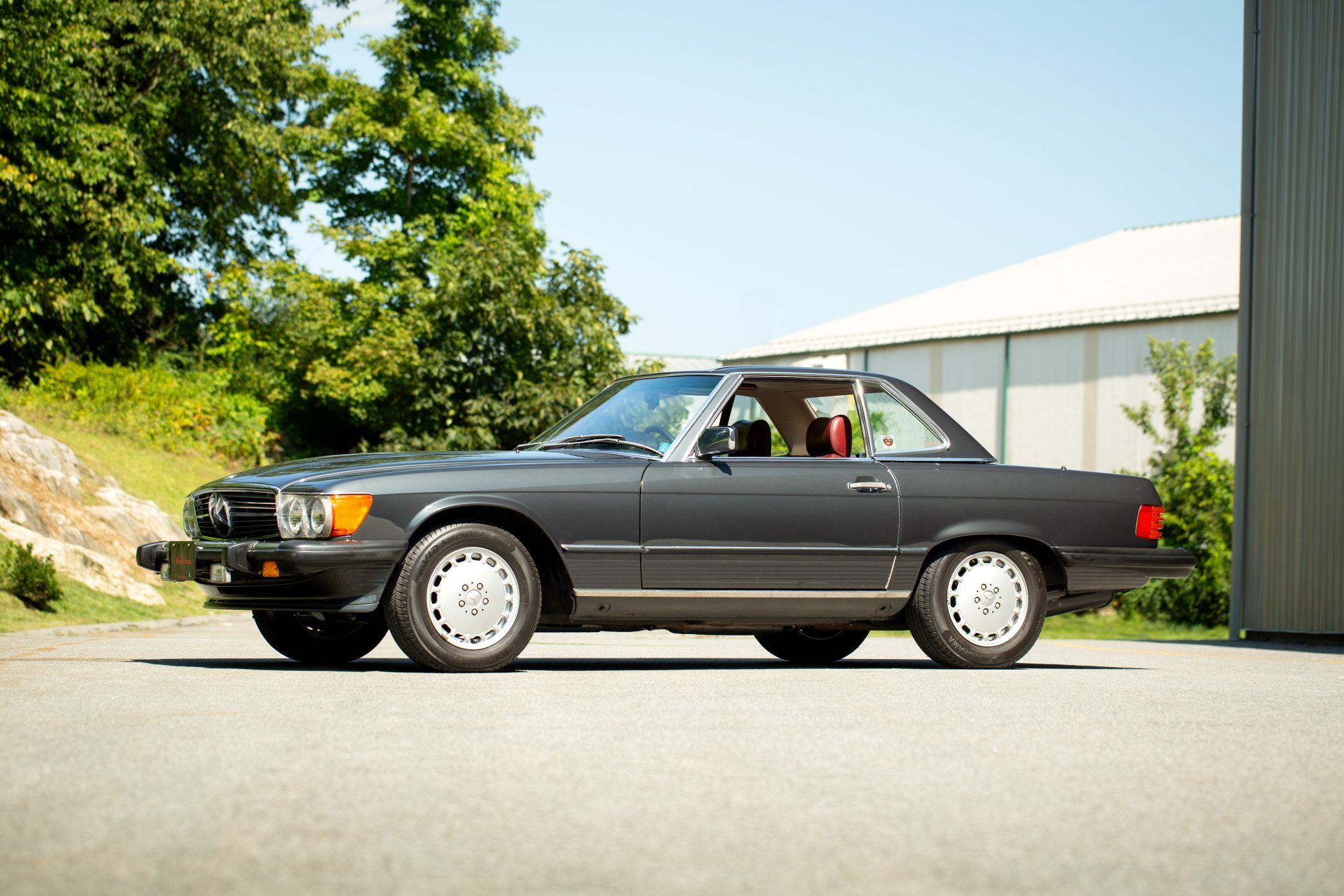 1988 Mercedes-Benz SL-Class 560SL
