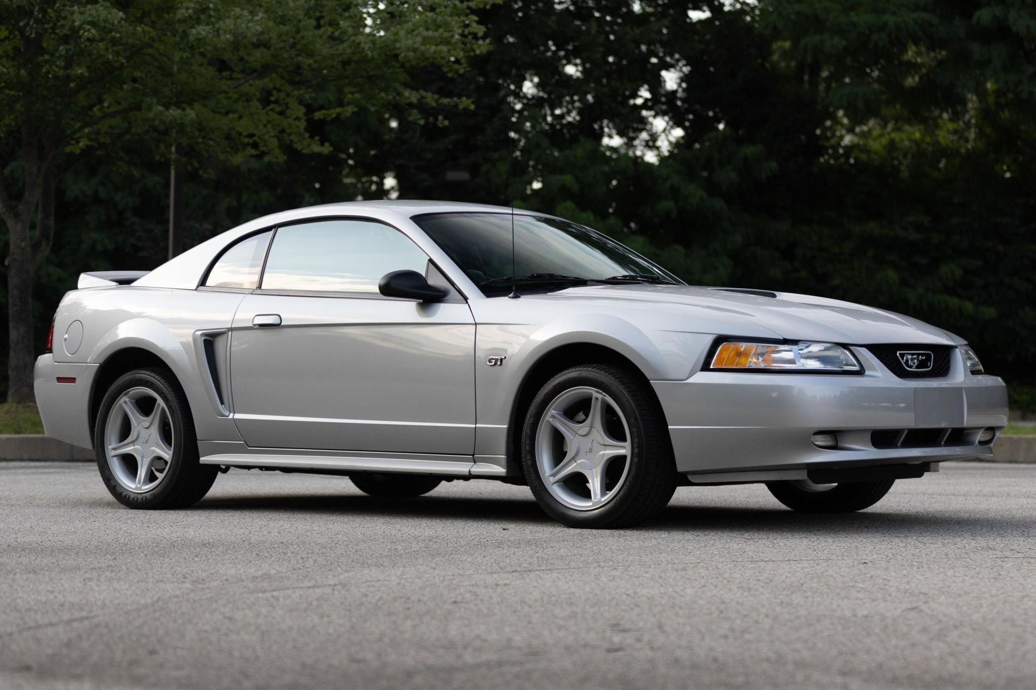 2000 Ford Mustang GT
