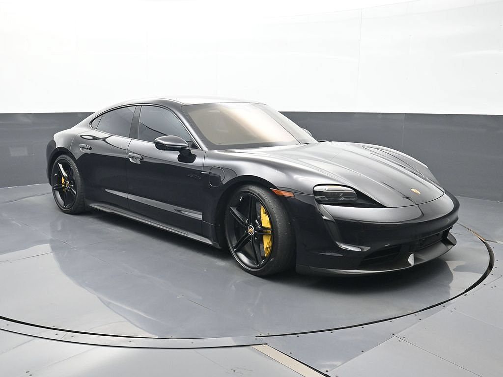 2022 Porsche Taycan Turbo S