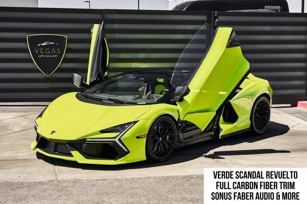 2026 Lamborghini Revuelto