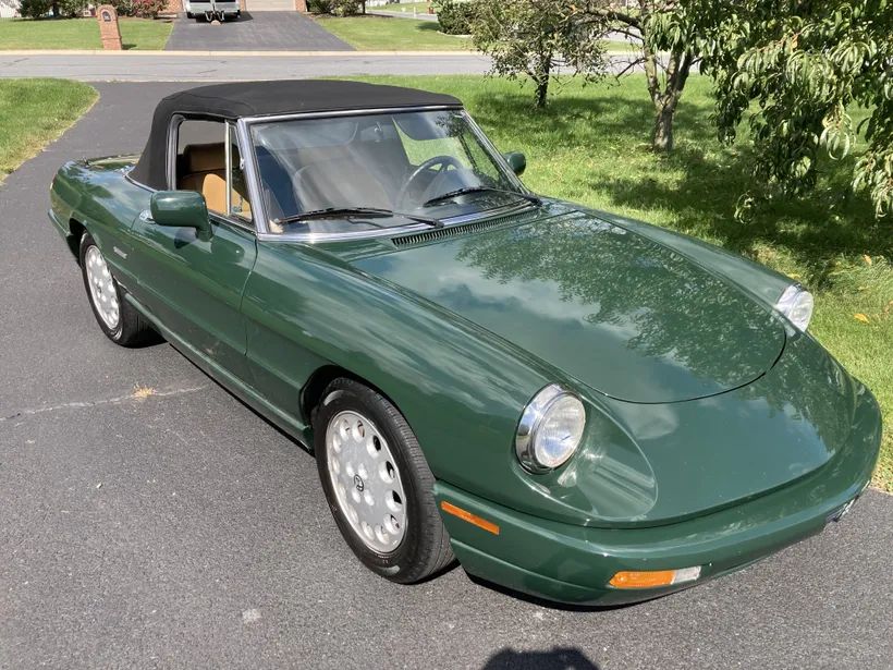 1992 Alfa Romeo Spider