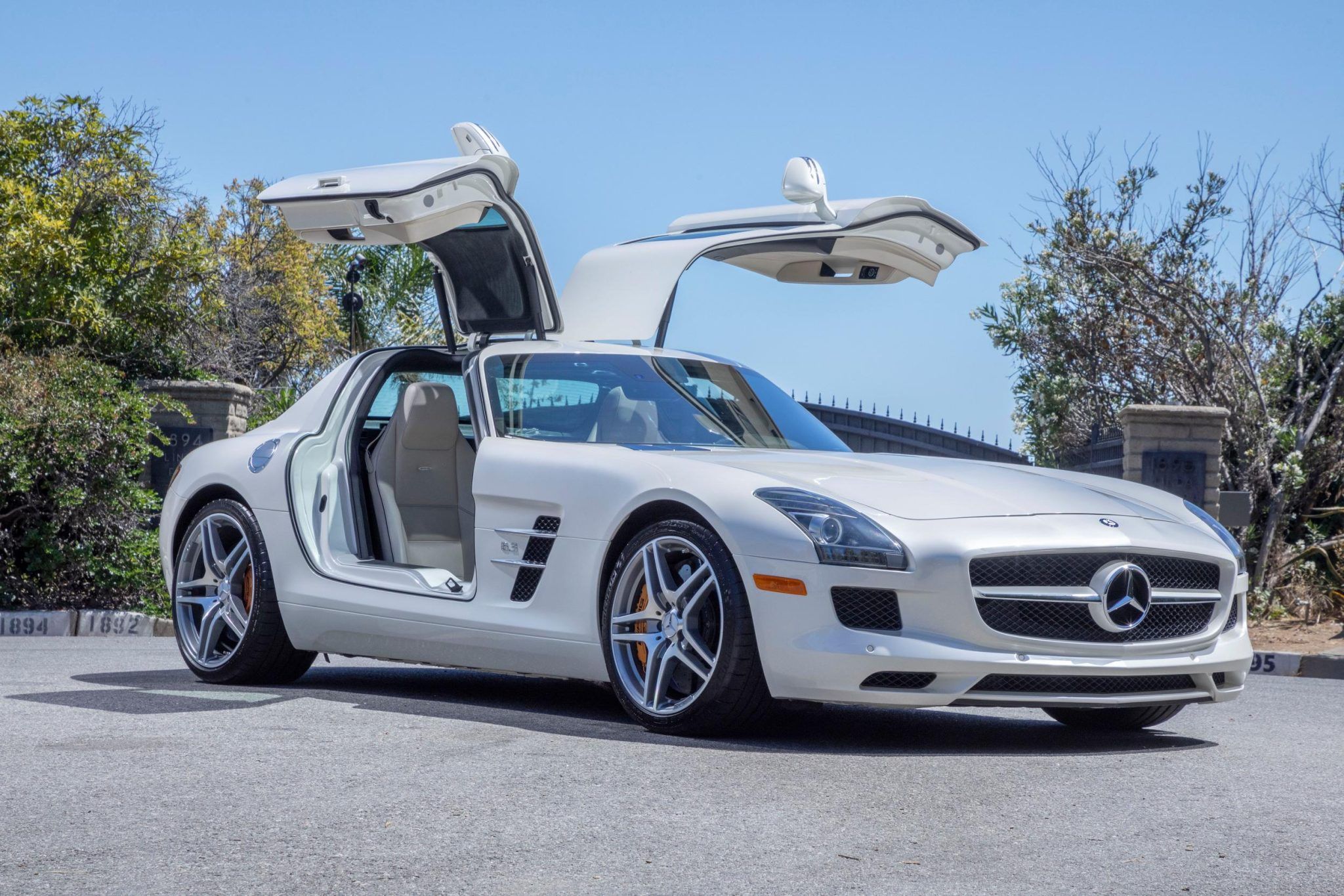 2012 Mercedes-Benz SLS AMG Coupe