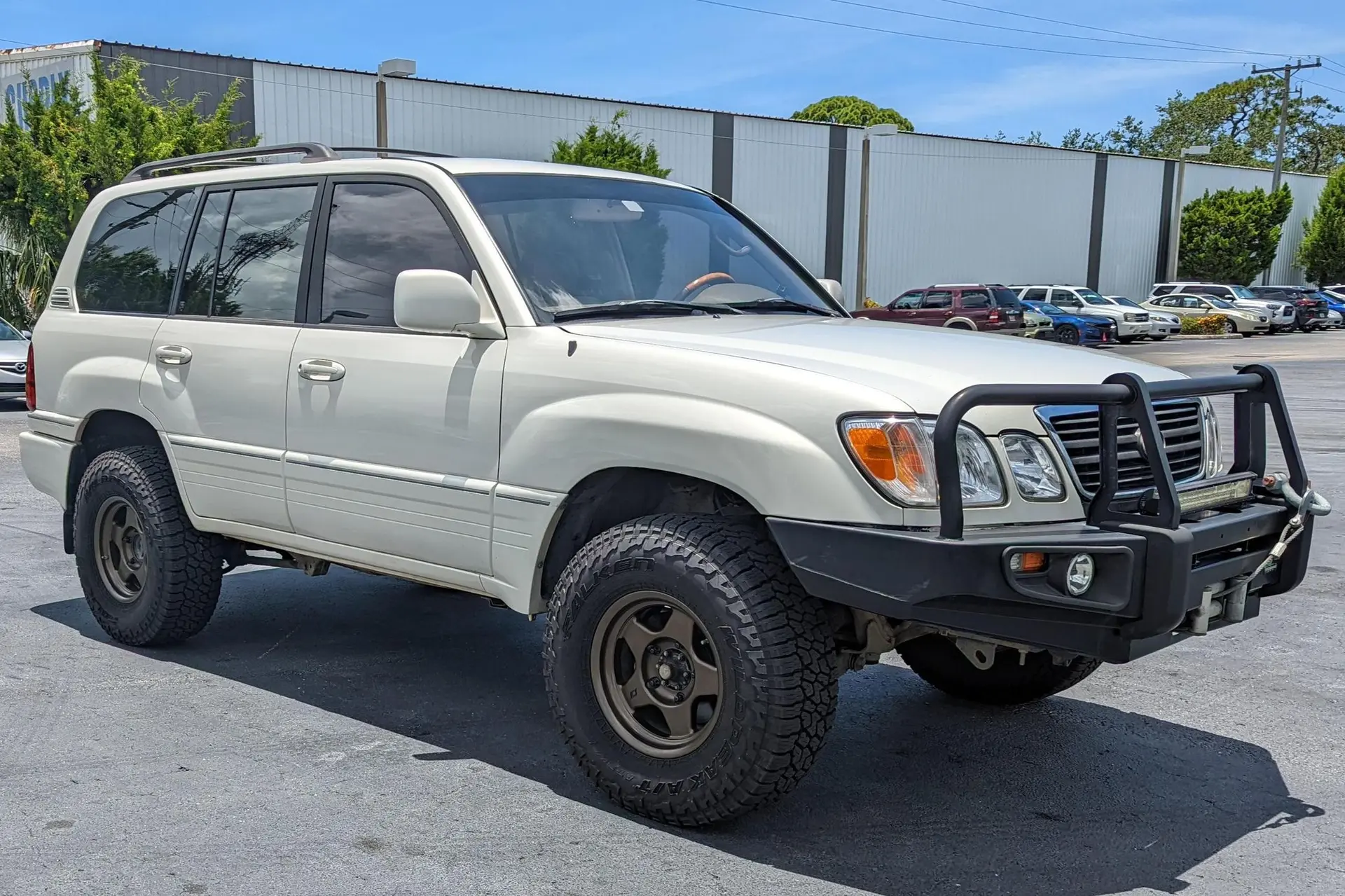 2001 Lexus LX