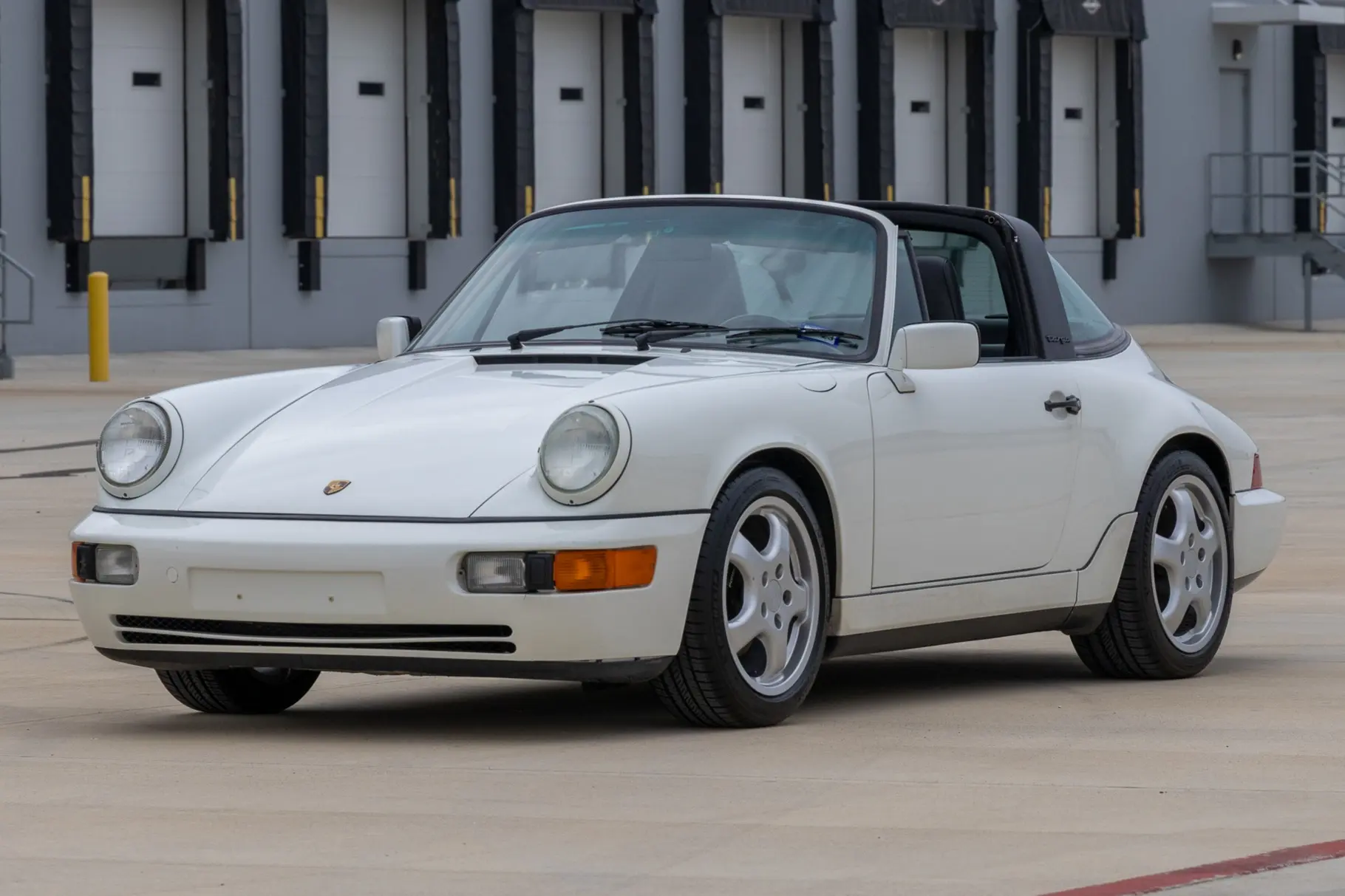 1991 Porsche 911 Carrera 2 Targa