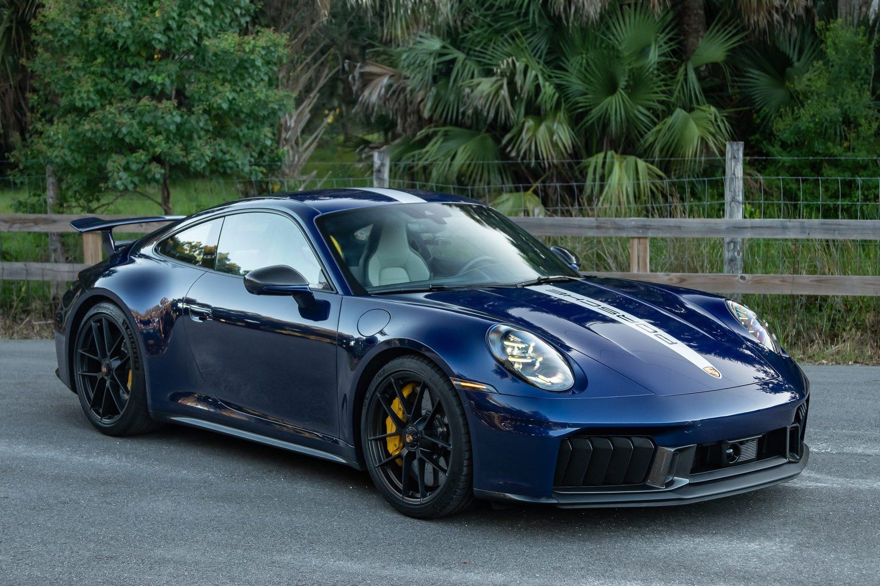2025 Porsche 911 Carrera GTS
