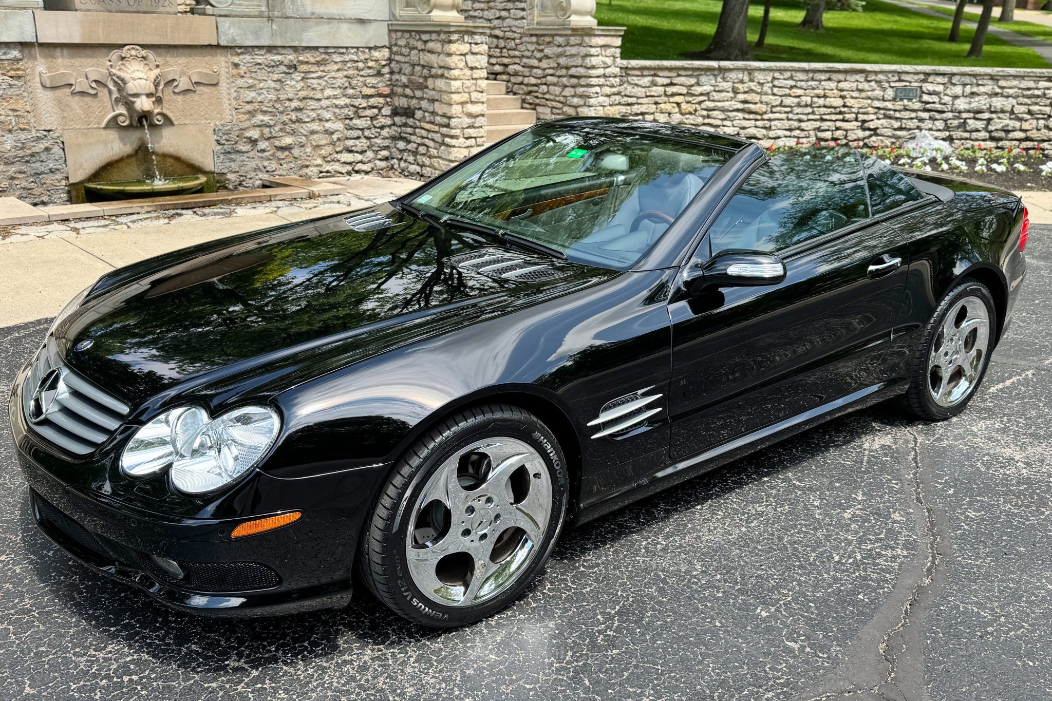 2005 Mercedes-Benz SL-Class