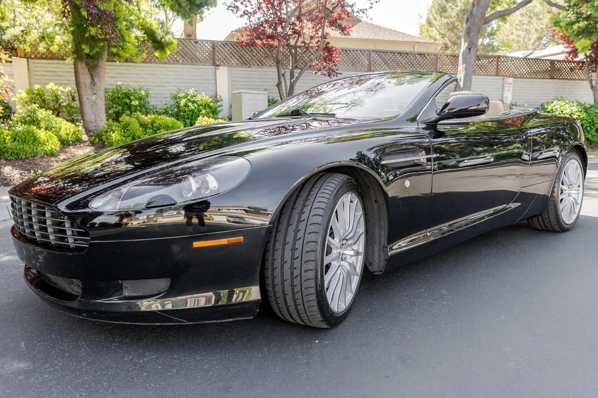 2007 Aston Martin DB9 Volante