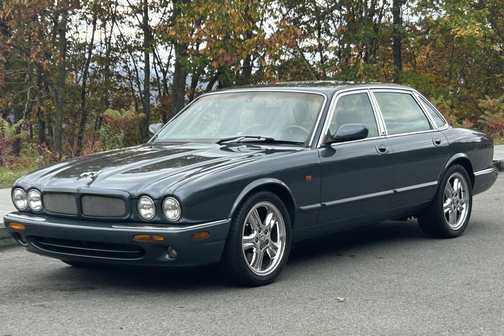 2001 Jaguar XJ XJR
