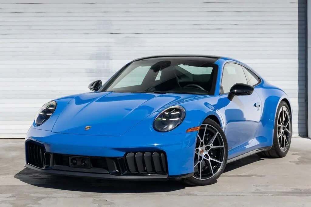 2025 Porsche 992.2 Carrera 4 GTS