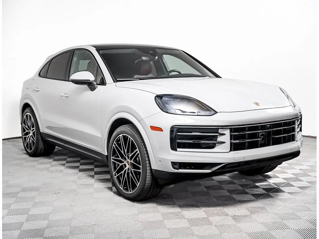 2024 Porsche Cayenne S