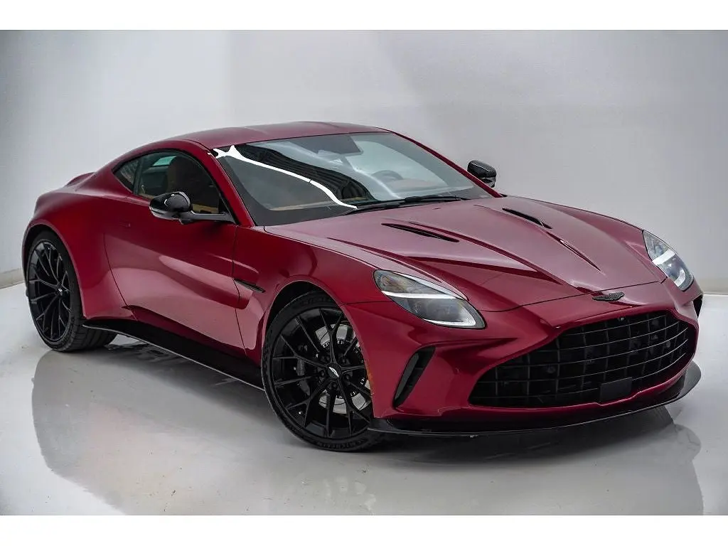 2025 Aston Martin Vantage V8