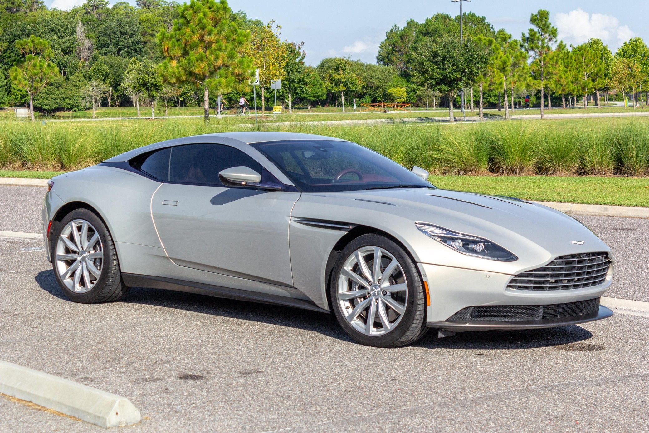 2018 Aston Martin DB11 V12