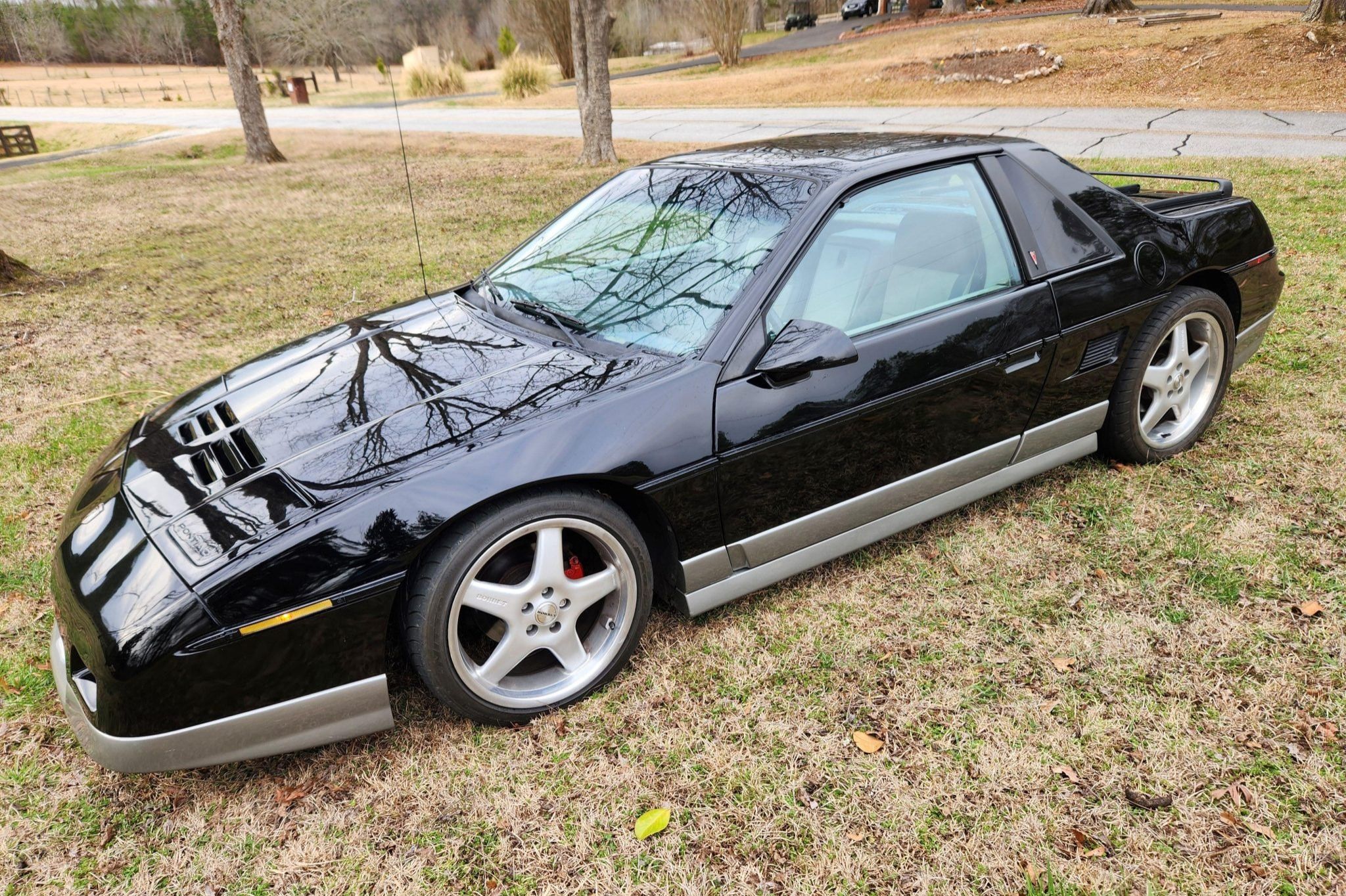 1985 Pontiac Fiero
