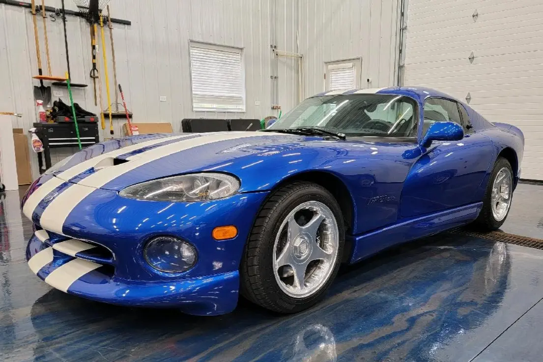 1997 Dodge Viper GTS