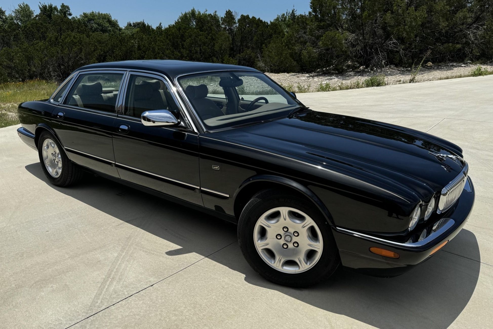 2002 Jaguar XJ