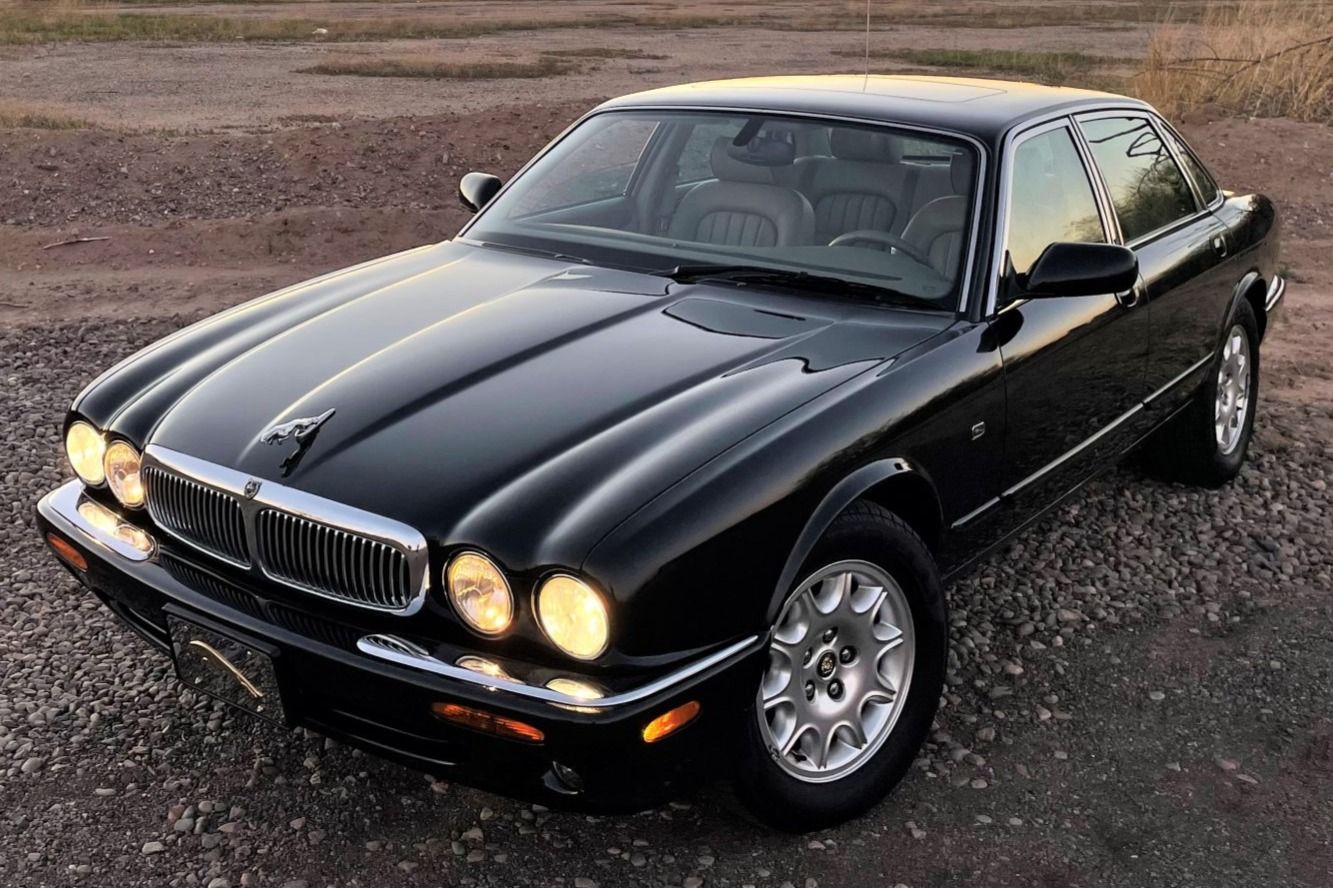 2002 Jaguar XJ