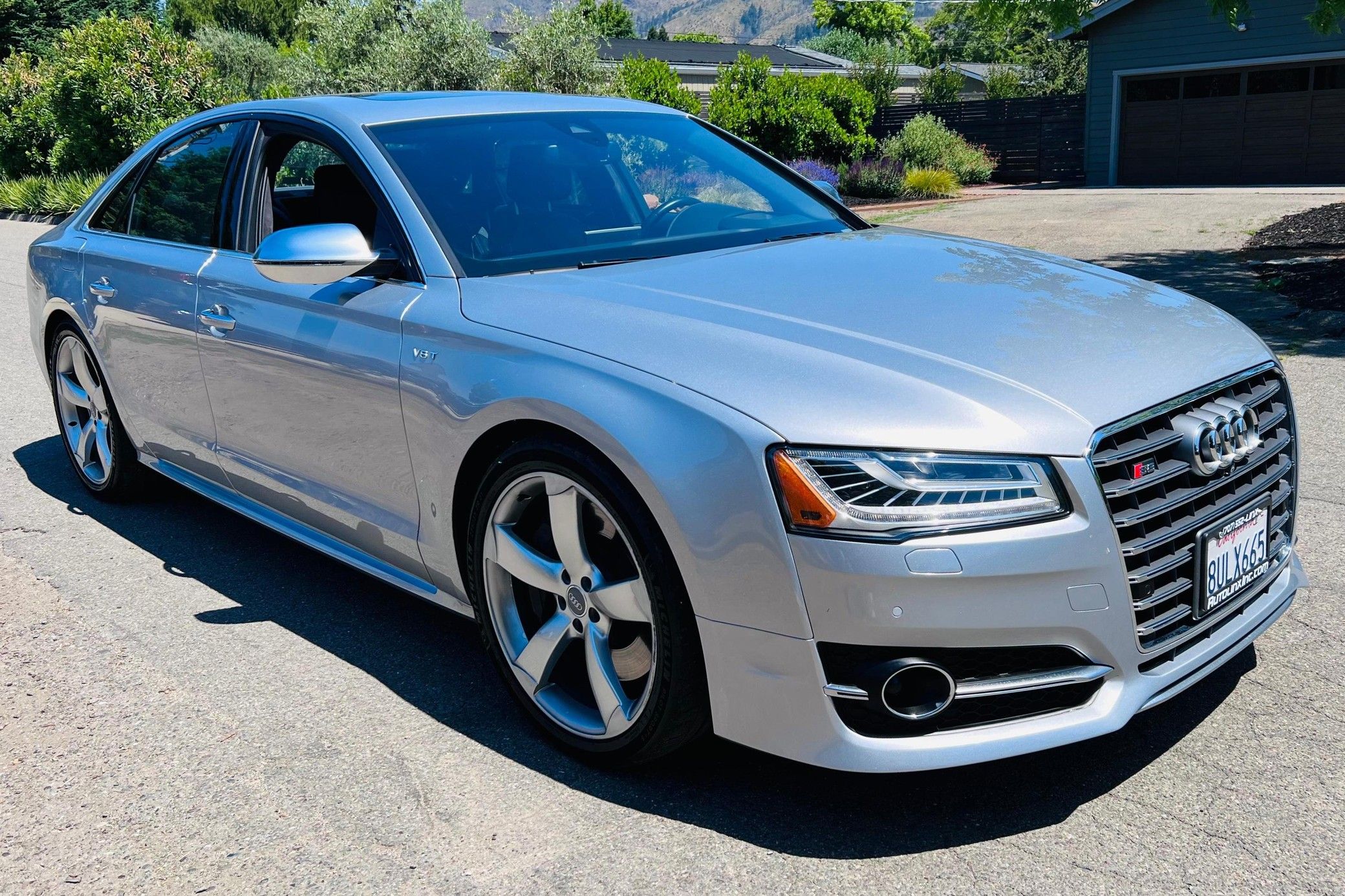 2016 Audi S8