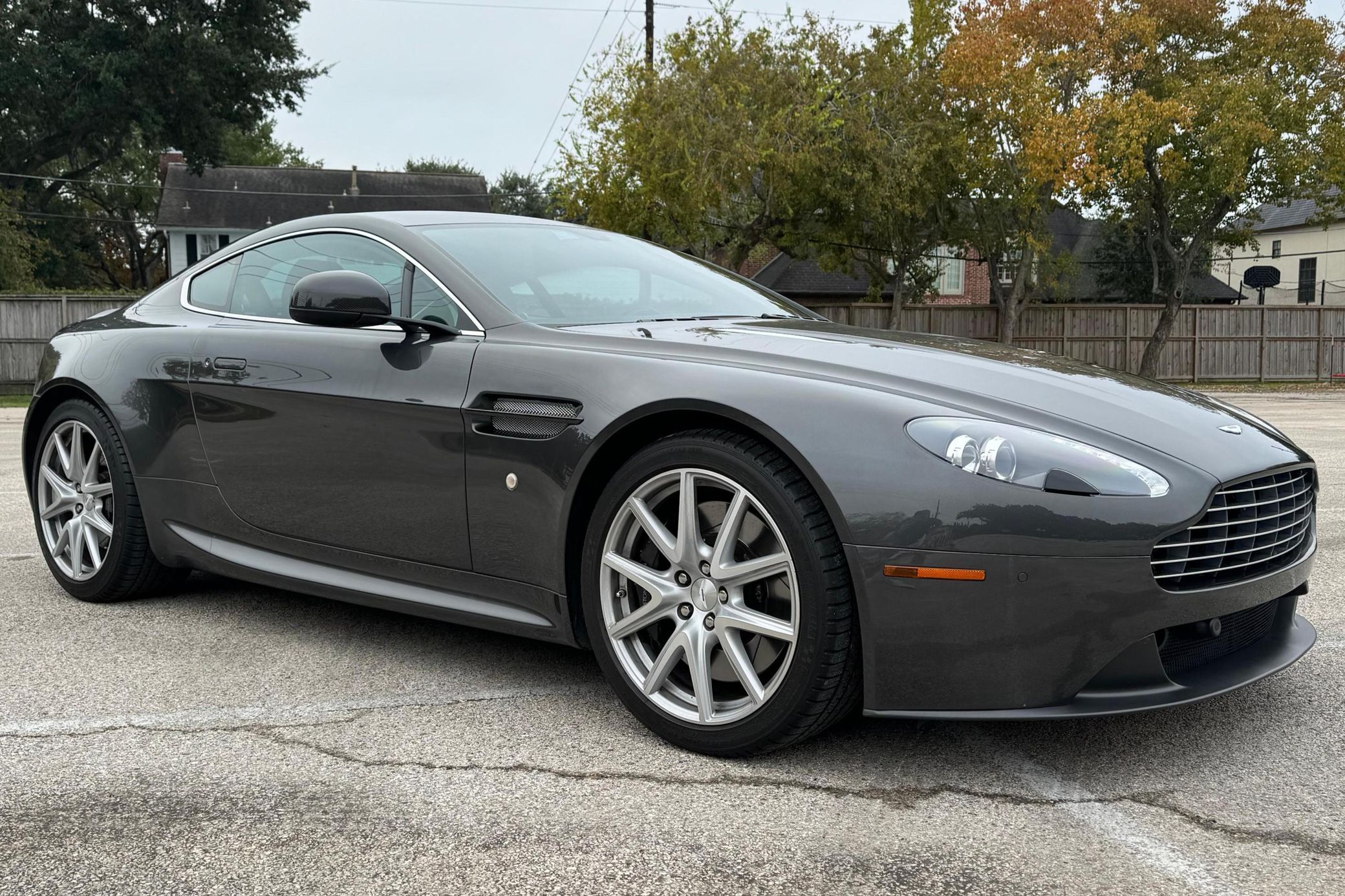 2013 Aston Martin Vantage Race Cars