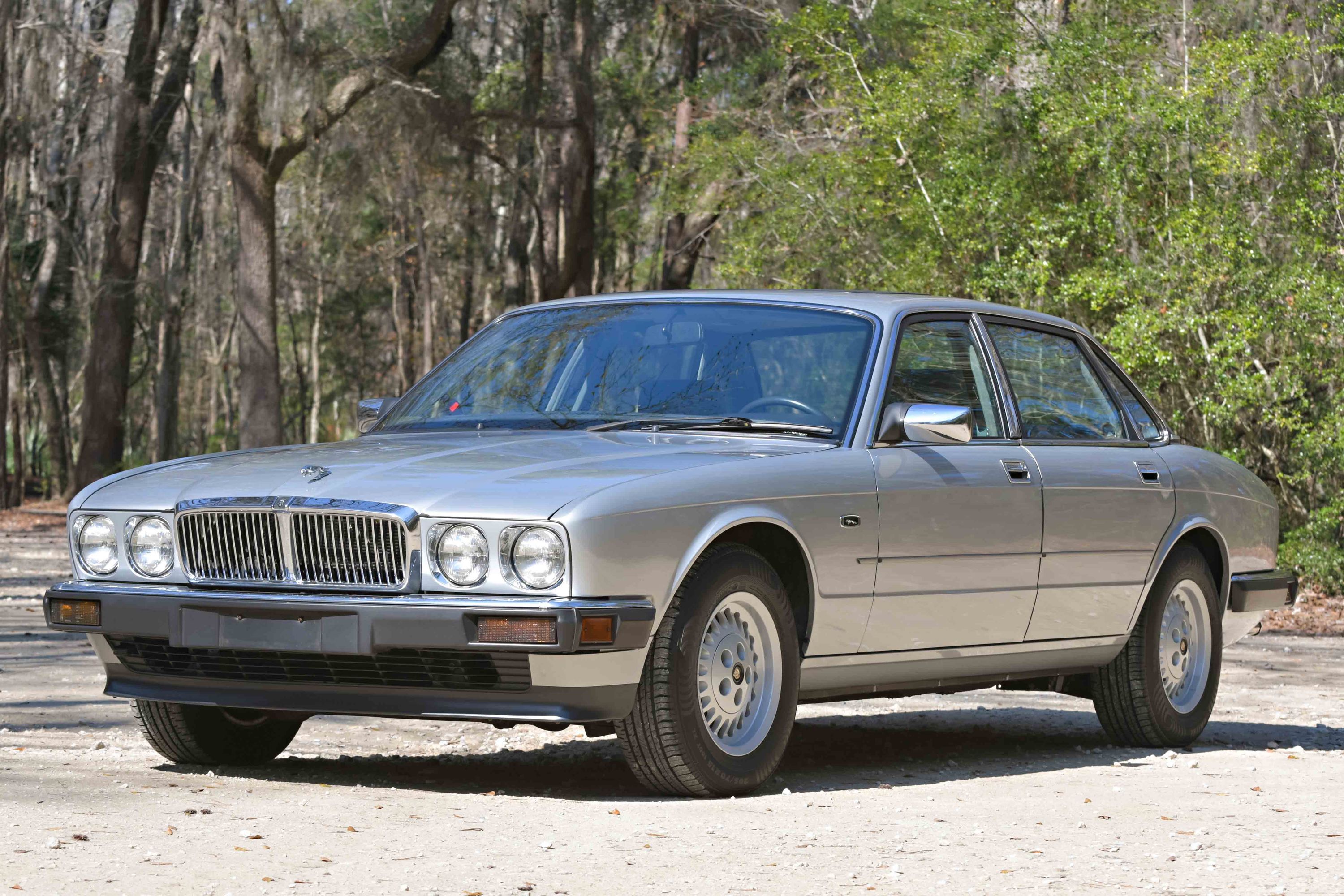 1990 Jaguar XJ
