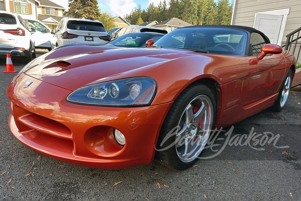 2005 Dodge Viper