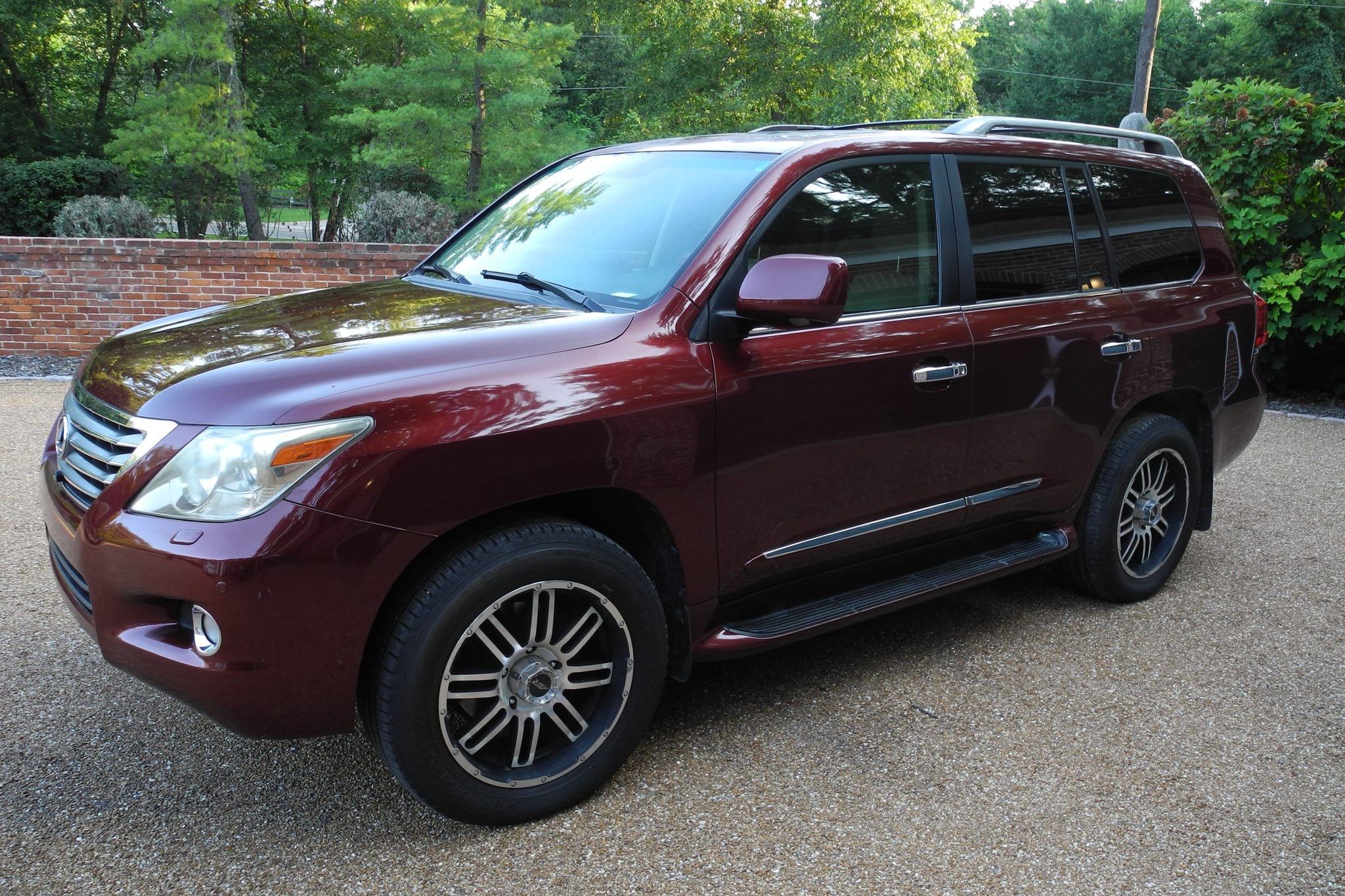 2010 Lexus LX