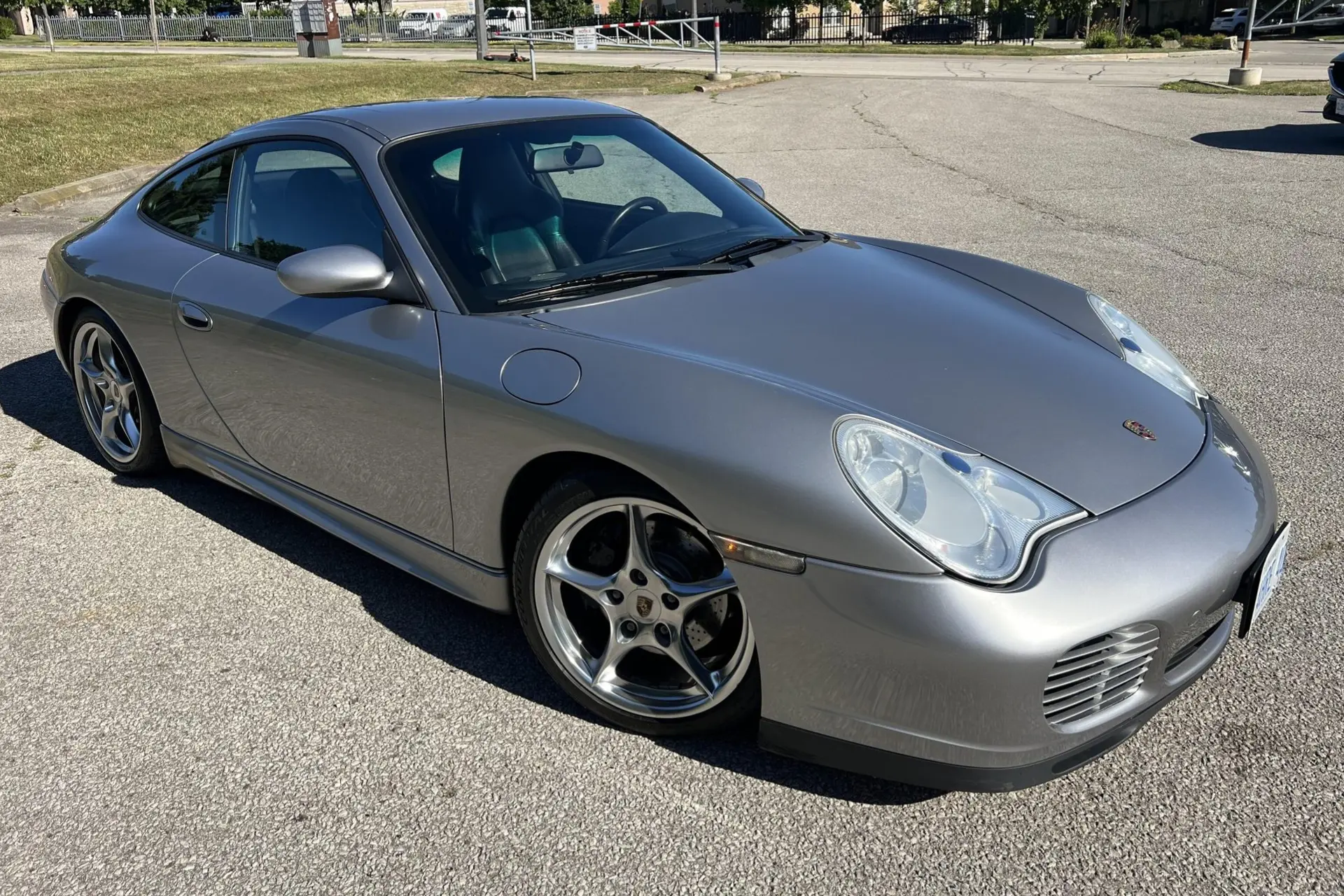 2004 Porsche 911 Carrera 4S