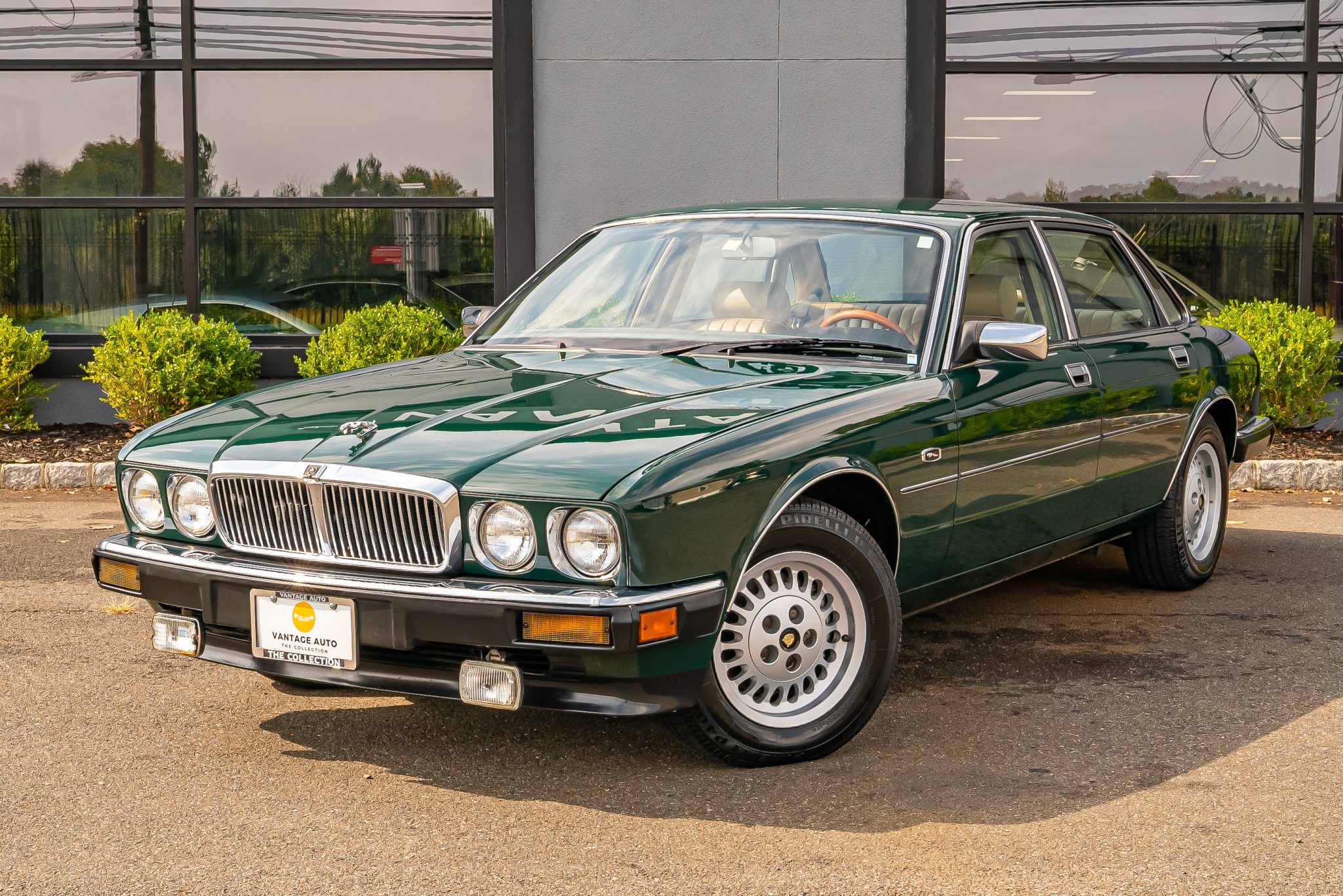 1990 Jaguar XJ