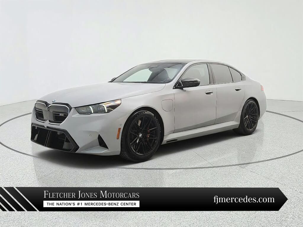 2025 BMW M5